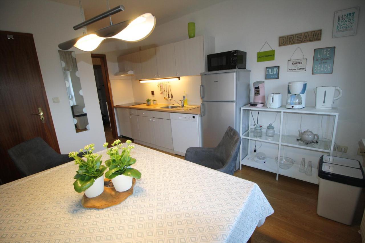 Haus Schilling Apartment Esens Bagian luar foto