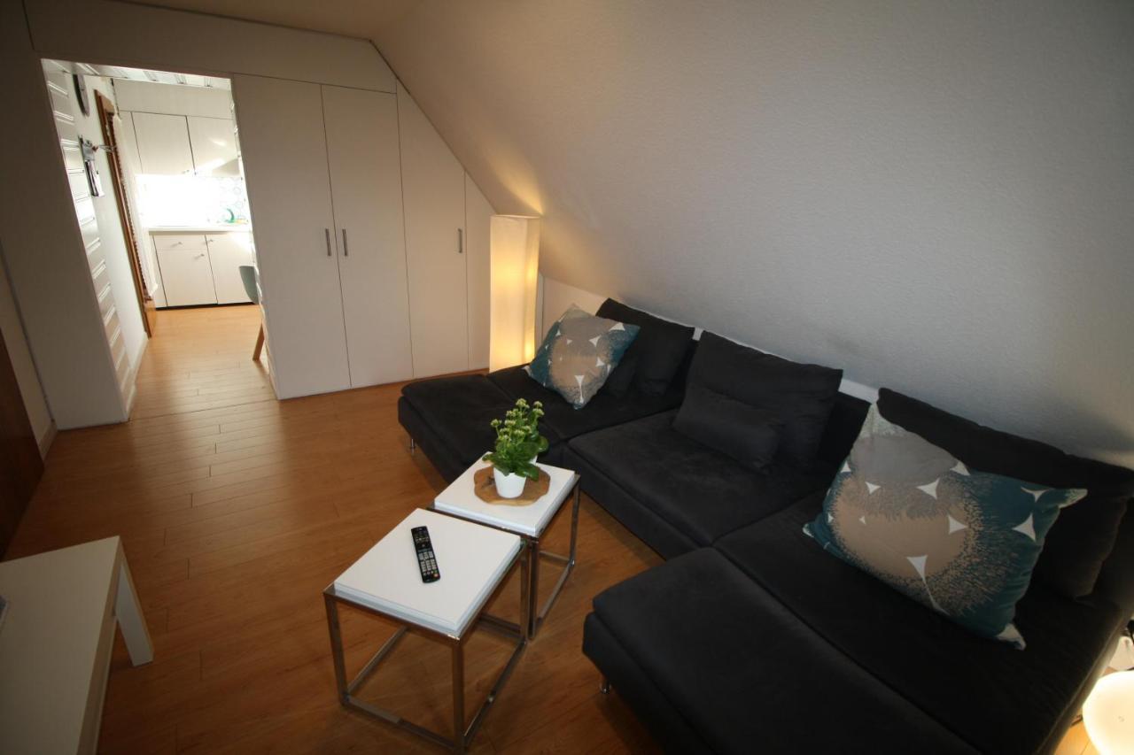 Haus Schilling Apartment Esens Bagian luar foto