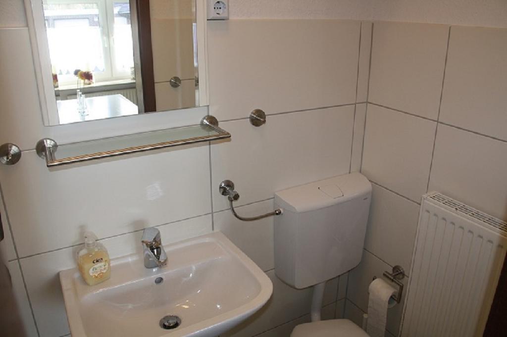 Haus Schilling Apartment Esens Bagian luar foto